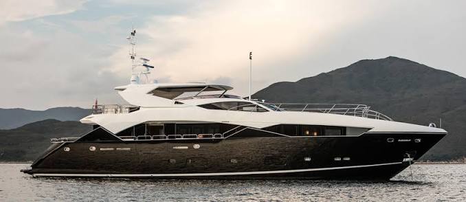 65ft Blackfish Premium Luxury Yacht